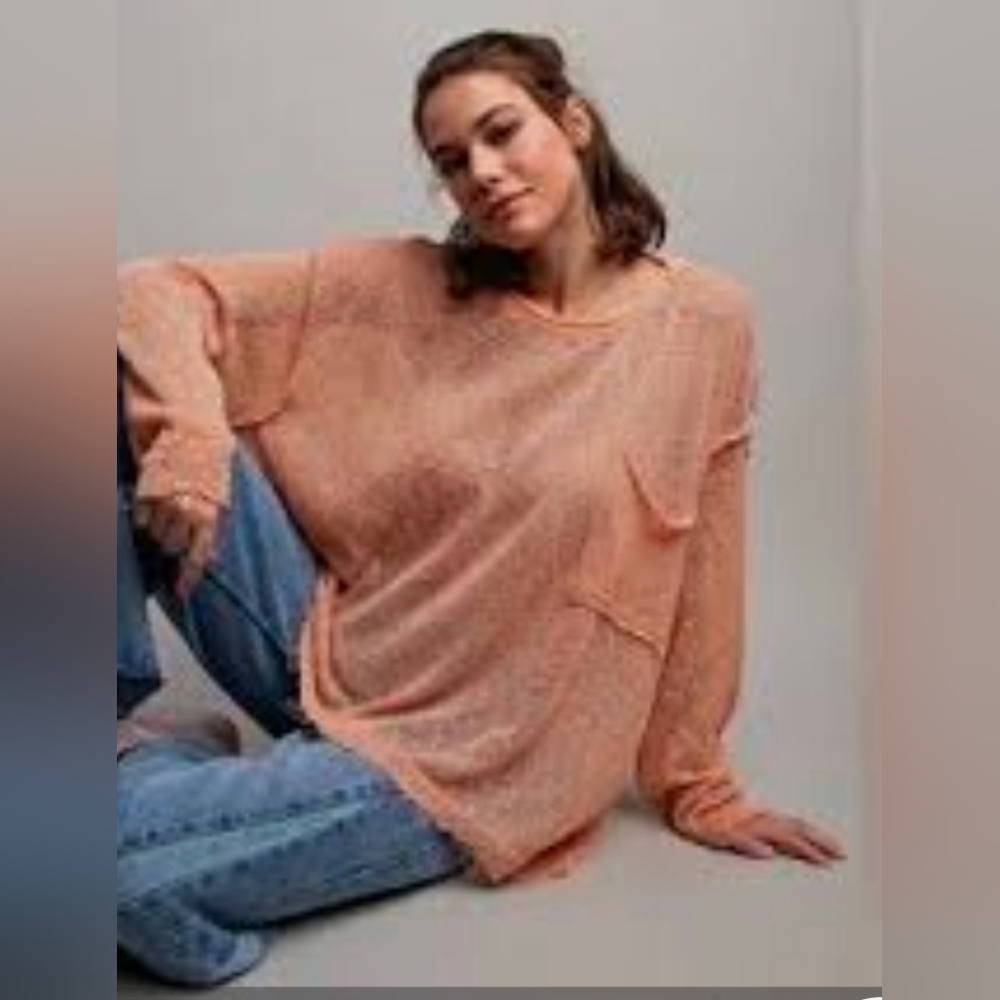 Easel Oversized Pullover Apricot Sweater, Medium